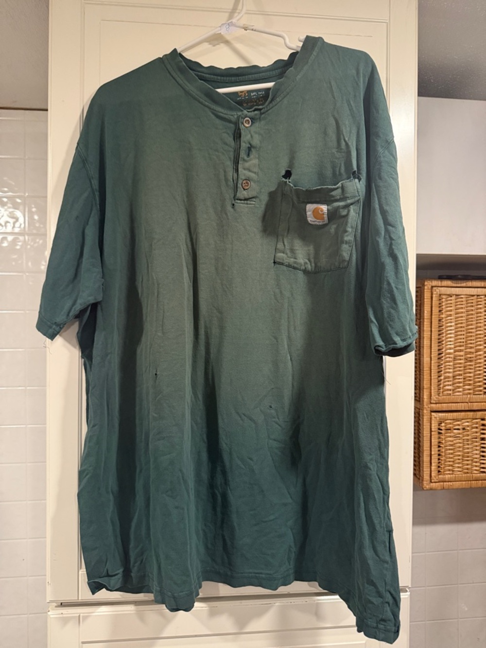 Carhartt Men’s Dark Green Short-Sleeve Henley Pocket Tee size 2XL tall 4:20